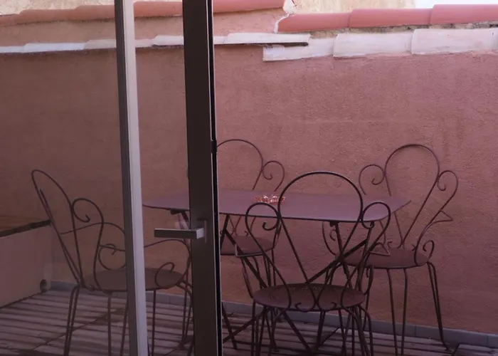 Les Chambres de la Relève