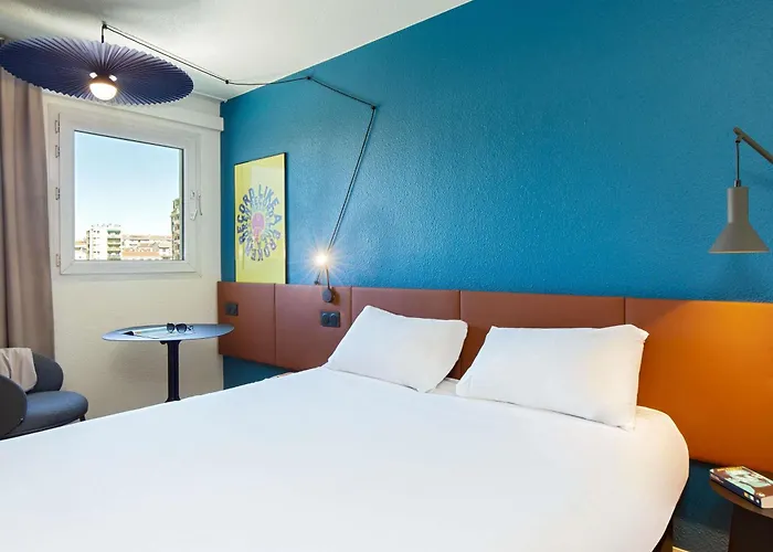 Perros hoteles Ibis Marseille Timone